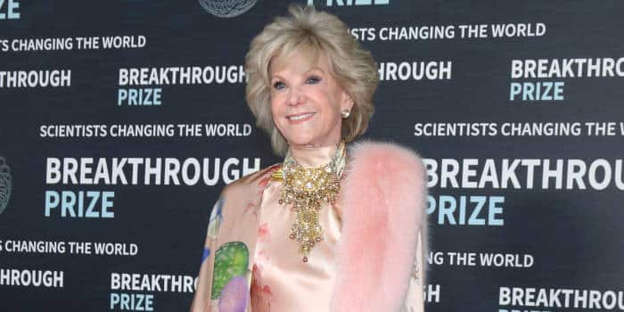 Elaine Wynn, ผู้นำธุรกิจและผู้ให้ที่คล้ายคลึง, เสียชีวิตที่อายุ 82 ปี