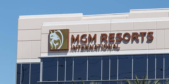 MGM เปิดเผยบัตรเครดิตที่มีประโยชน์และรางวัล