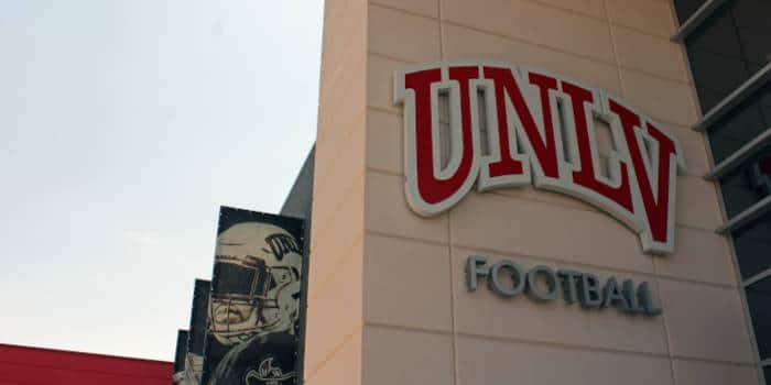 ไอจีไอของ UNLV นำเสนอคณะกรรมการที่ปรึกษาของผู้บริหารคนแรก