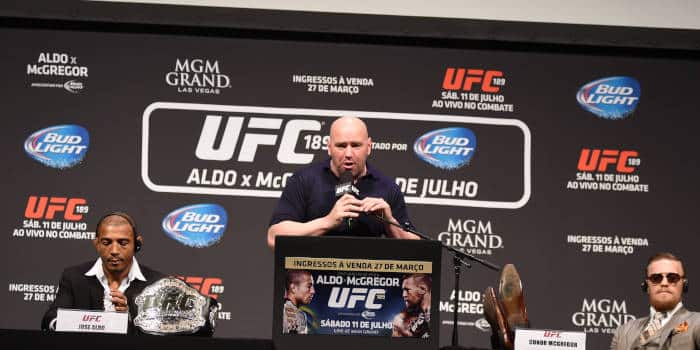 UFC ล้างข้อมูลการชำระเงินที่สมบูรณ์ในขณะที่การเคลื่อนไหวของการเจรจาดีลกับ Paramount ดำเนินต่อไป