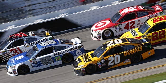 การทดลองปี 2025 รายการ Bass Pro Shops Night Race NASCAR อัตราการชนะเวลาและคำพยากรณ์