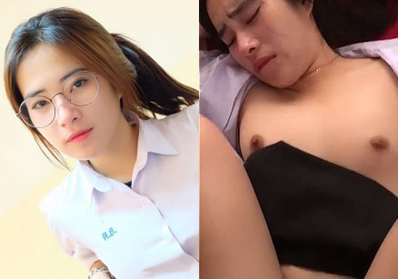 คลิปหลุด นักเรียน แหกให้ควยซอยหี เย็ดคาชุดนักเรียน ได้ฟิลมาก